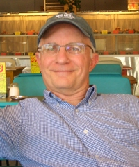 This image has an empty alt attribute; its file name is robert-1.jpeg